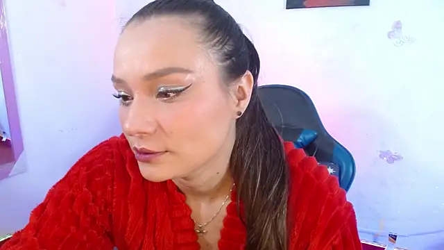 Snapshot of danna_888 chatting on 07/10/26, 09:48 danna 888 online show from 07/10/26, 09:48