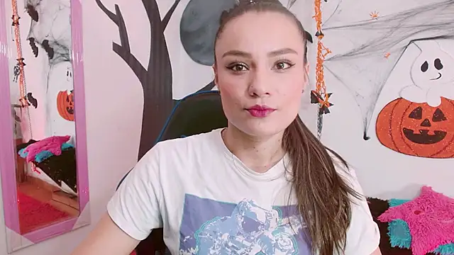 danna 888 online show from 10/14/25, 06:52