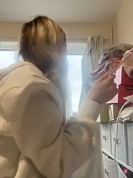 Angelloverxo online show from 12/05/25, 03:43