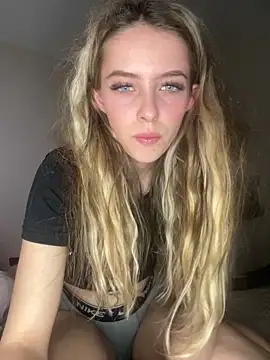 Angelloverxo online show from 10/08/25, 09:59