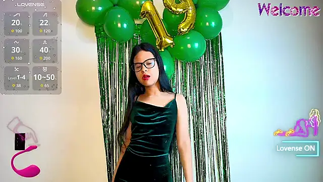 MiniLove 01 online show from 01/08/26, 12:11