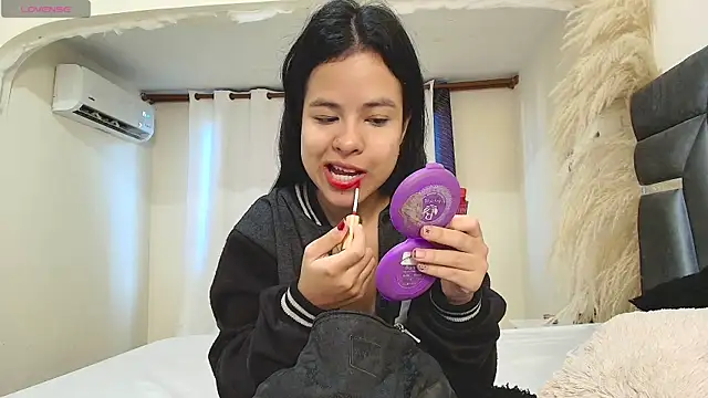 MiniLove 01 online show from 07/27/26, 12:12