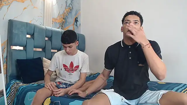 PRETTY FEM online show from 04/02/26, 01:35