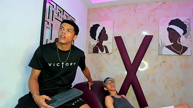 Snapshot of PRETTY_FEM chatting on 02/06/26, 01:34 PRETTY FEM online show from 02/06/26, 01:34