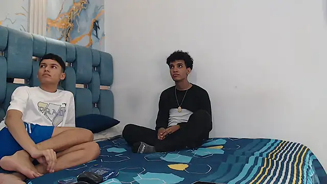 PRETTY FEM online show from 03/29/26, 05:09