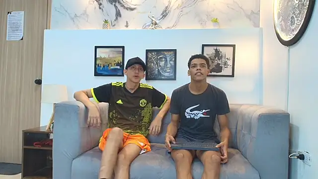 PRETTY FEM online show from 12/20/25, 02:25