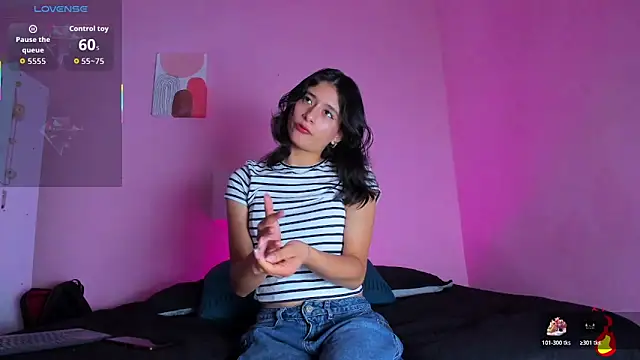 Georgina Ferri  online show from 11/20/25, 05:13