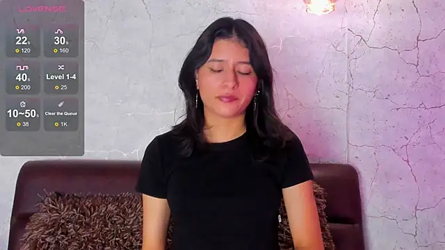 Georgina Ferri  online show from 10/21/25, 05:12