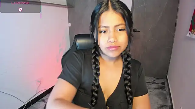 Victoria b  online show from 12/20/25, 07:50