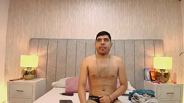 Victoria 606 online show from 02/03/26, 03:26