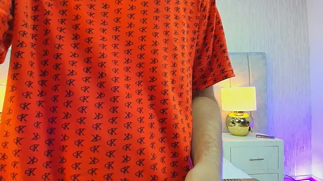 Victoria 606 online show from 01/13/26, 03:32