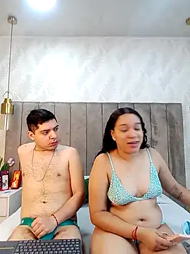 Snapshot of Victoria_606 chatting on 10/28/25, 11:42 Victoria 606 online show from 10/28/25, 11:42