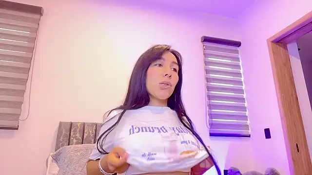 greciadom555 online show from 09/18/25, 03:37