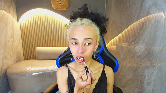 Agnis ink r online show from 10/15/25, 03:16