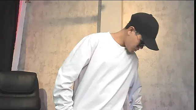 Manuel FPG online show from 11/06/25, 04:27