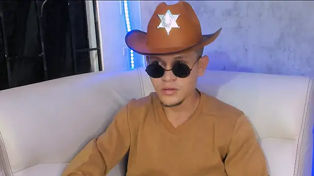 Manuel FPG online show from 11/28/25, 01:39