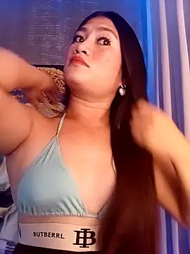 Snapshot of Naughtyalina2 chatting on 12/13/25, 10:49 Naughtyalina2 online show from 12/13/25, 10:49