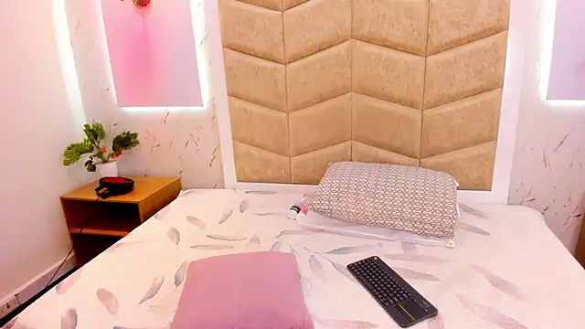 JanexHope online show from 11/02/25, 10:04