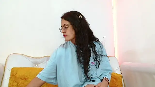 Luna Noire1 online show from 11/27/25, 12:00