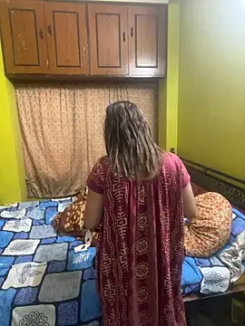 goodvibesonly44445 online show from 10/08/25, 10:50