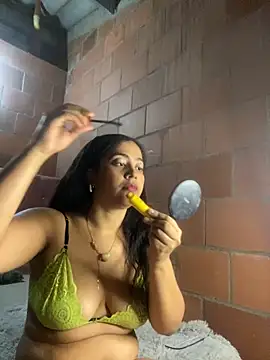 Jessyivonne online show from 09/24/25, 02:29