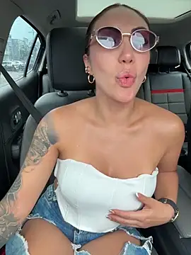 Sarahlove 90 online show from 10/15/25, 08:28