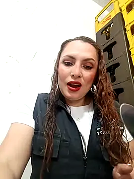 VERONICA  03 online show from 11/15/25, 03:27