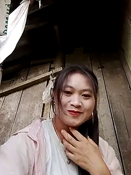 lusy-bae online show from 10/12/25, 12:34