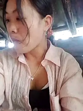 lusy-bae online show from 10/31/25, 12:40