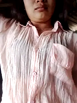 lusy-bae online show from 10/29/25, 01:37