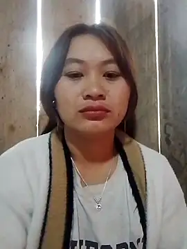 lusy-bae online show from 11/15/25, 12:03