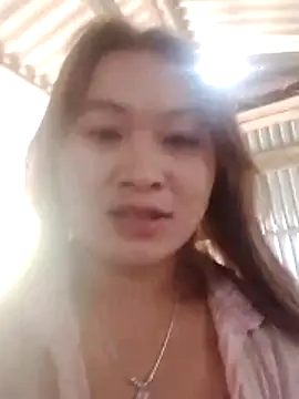 lusy-bae online show from 11/22/25, 02:21