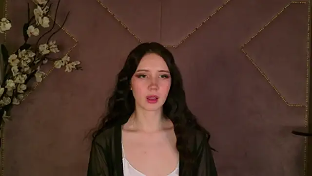 GraceMartinos online show from 12/03/25, 08:52