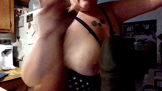 ScrawburryBBW online show from 09/19/25, 04:27