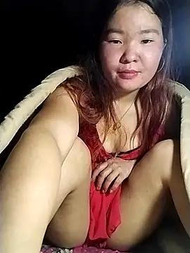 lylylove online show from 05/04/26, 10:29