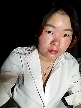 lylylove online show from 05/27/26, 11:23
