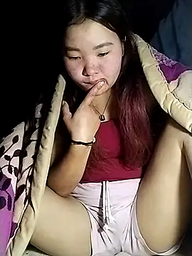 lylylove online show from 03/02/26, 05:19