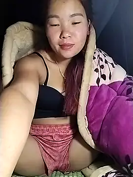 lylylove online show from 11/24/25, 08:31