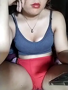 lylylove online show from 06/04/26, 12:59