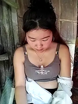 Snapshot of lylylove chatting on 03/28/26, 09:10 lylylove online show from 03/28/26, 09:10