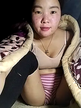 lylylove online show from 02/09/26, 01:20