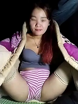 lylylove online show from 12/22/25, 09:20