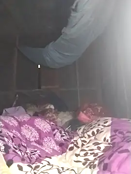 lylylove online show from 12/15/25, 01:22