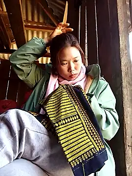 Ngocmi909 online show from 12/19/25, 02:15