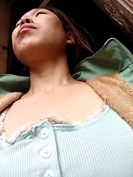 Ngocmi909 online show from 03/18/26, 12:58