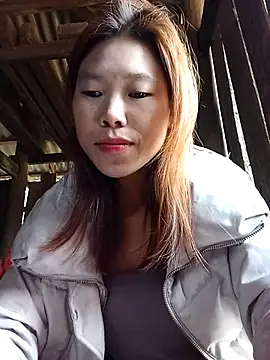 Ngocmi909 online show from 12/22/25, 01:06