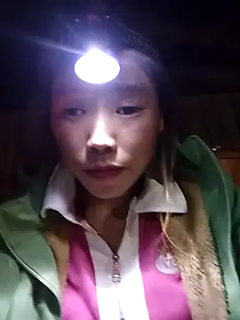 Ngocmi909 online show from 12/15/25, 01:50