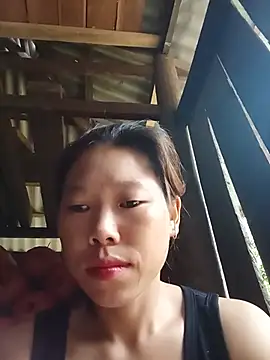 Snapshot of Ngocmi909 chatting on 07/16/26, 12:51 Ngocmi909 online show from 07/16/26, 12:51