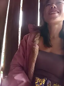 Ngocmi909 online show from 11/08/25, 12:58