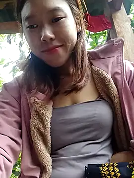 Ngocmi909 online show from 11/02/25, 12:59